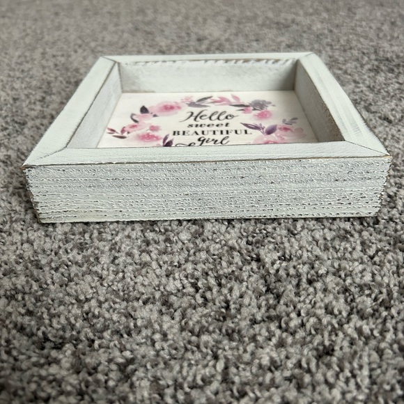 Hello sweet beautiful girl wall decor - Picture 2 of 3